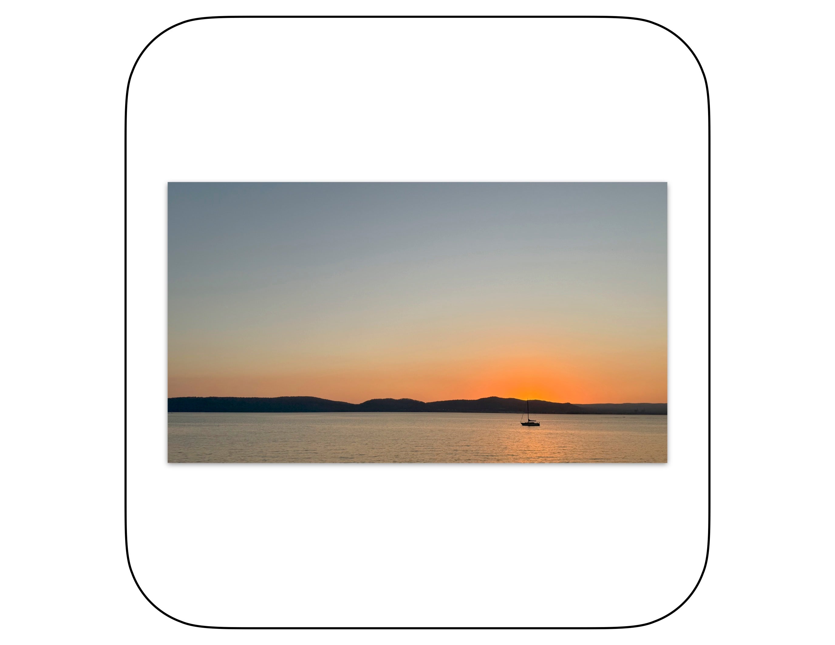Half Moon Bay, New York - October 5, 2025 -